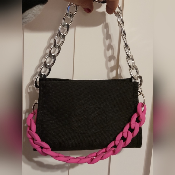Authentic CD Christian Dior Beauté Cosmetic Bag w/ added handle and chain decor - Picture 3 of 5